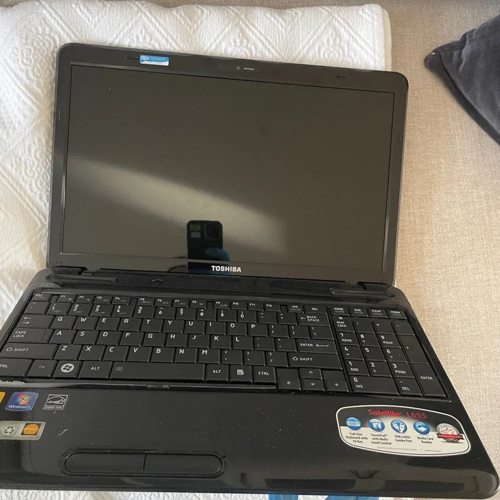 Toshiba Glossy Black Notebook